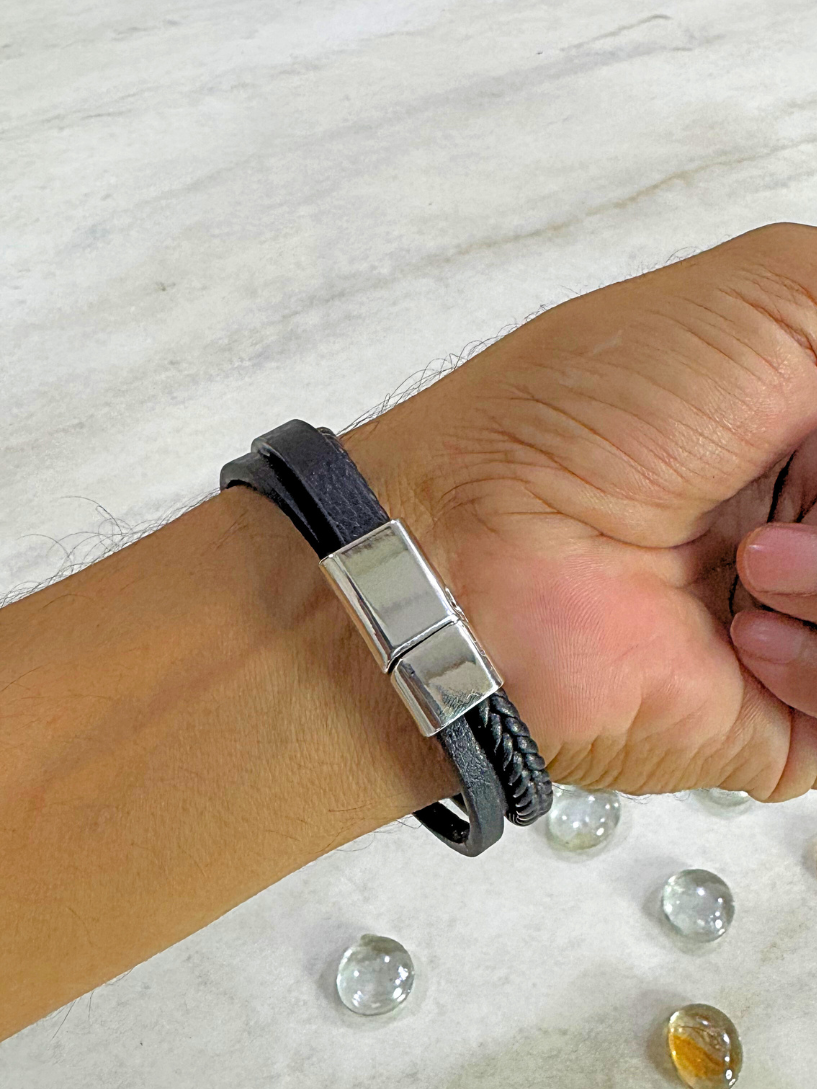 Lion Charm Multi-Layer Leather Bracelet for Men